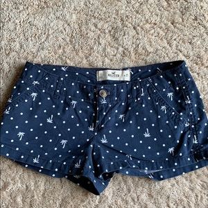 Hollister Navy & White Polka Dot & Palm Tree Short